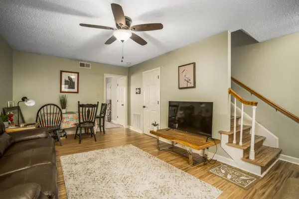 1462 Dover RD, Spartanburg, SC 29301
