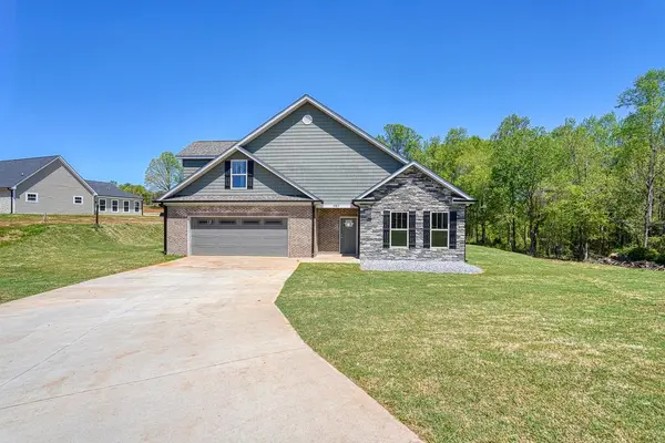 507 Paula Daves Court, Inman, SC 29349