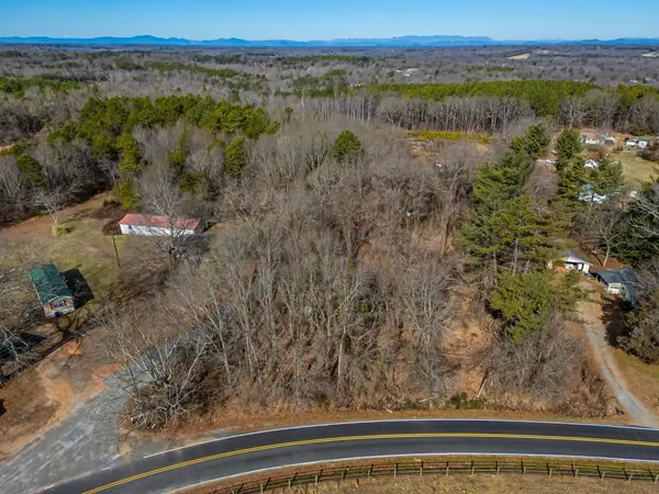 116 Arnold DR, Mooresboro, NC 28114