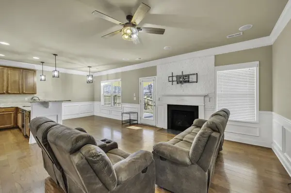 324 Barrett Chase DR, Simpsonville, SC 29680