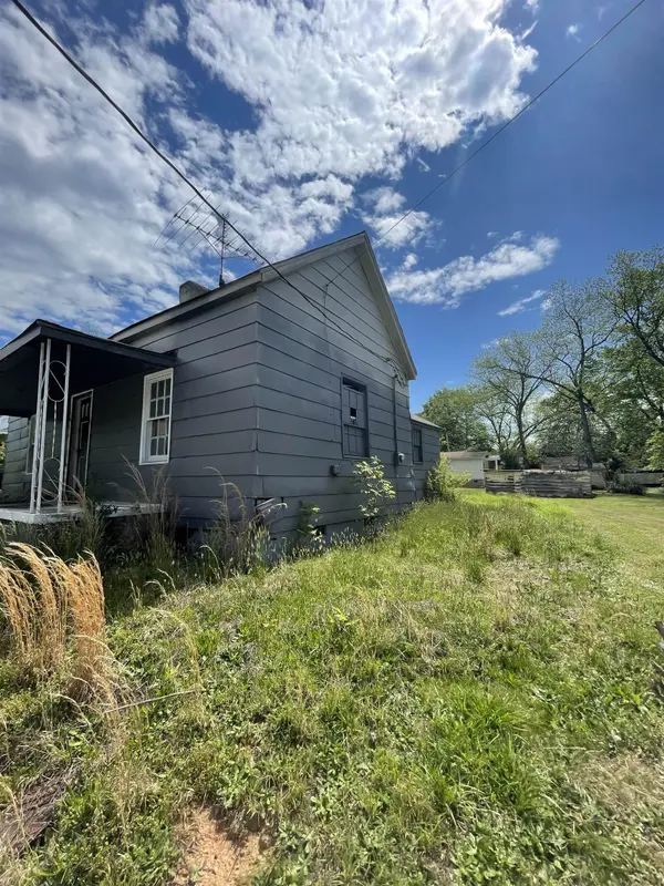 301 Osheilds ST, Union, SC 29379