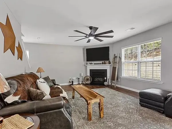 615 Markham CIR, Moore, SC 29369