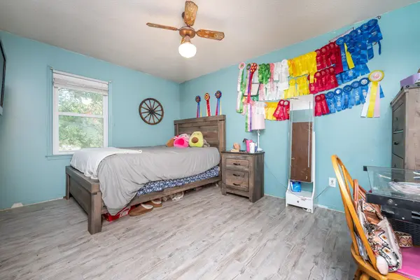 212 Whispering Pines Dr, Moore, SC 29369