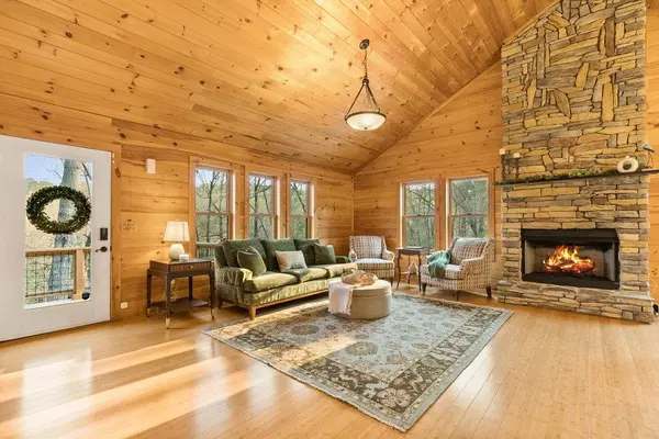 502 Caledonia LOOP, Landrum, SC 29356