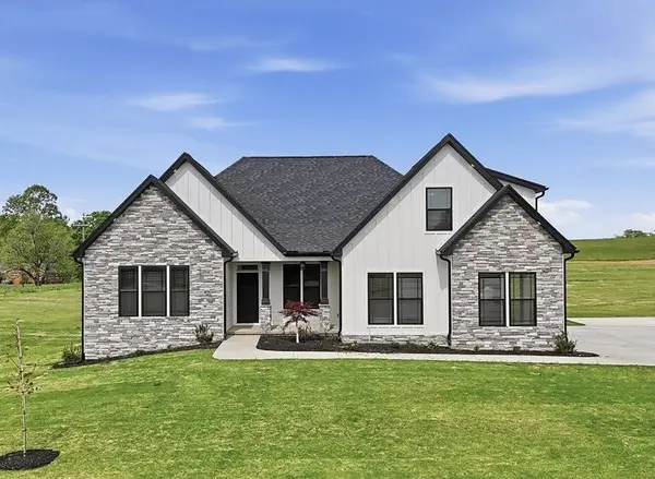 36 Skylane CT, Columbus, NC 28722