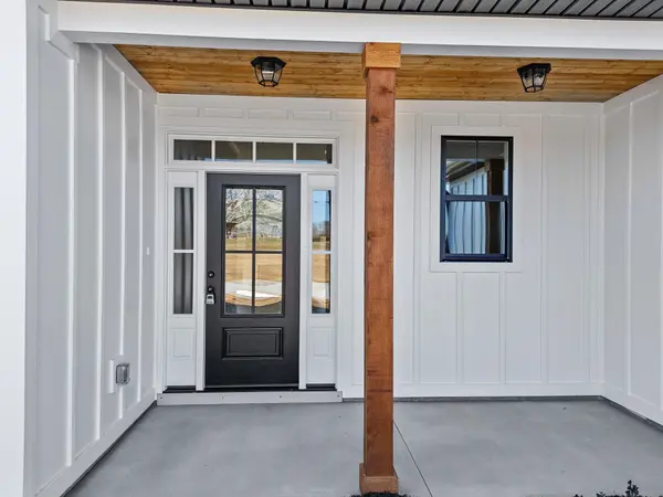 11573 New Cut RD, Campobello, SC 29322