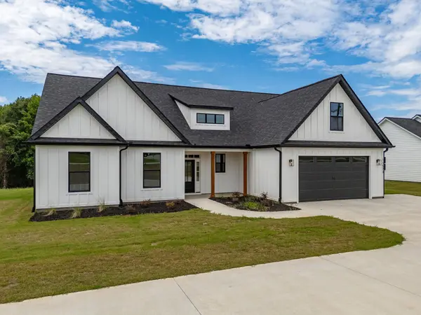 11573 New Cut RD, Campobello, SC 29322