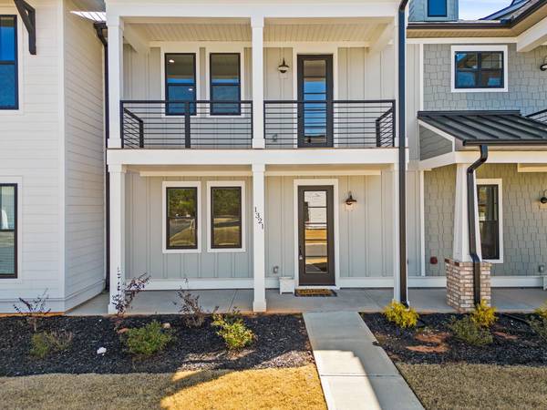 1321 S Pinot RD, Duncan, SC 29334