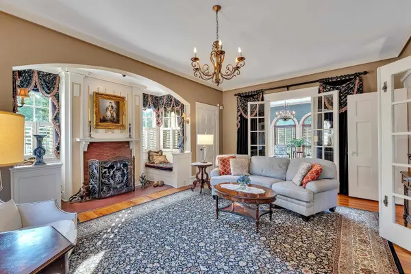 571 E Main ST, Spartanburg, SC 29302