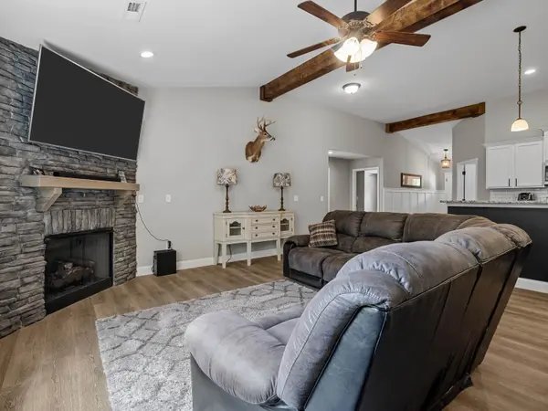 10938 Reidville RD, Greer, SC 29651-7520