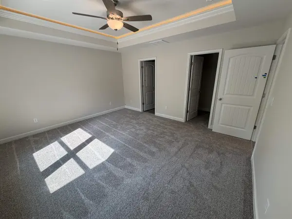 1256 Cleve Gosnell LN, Spartanburg, SC 29303