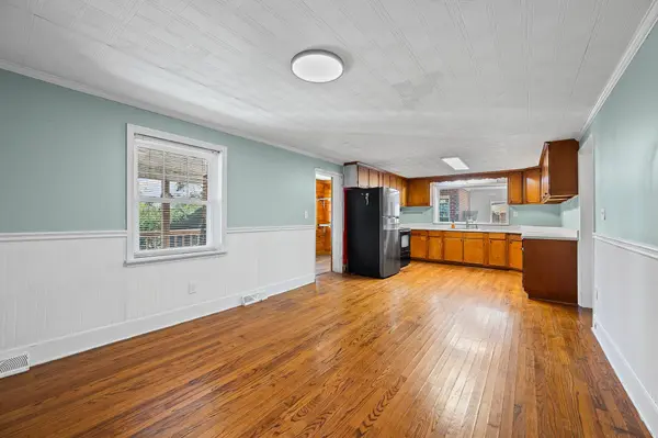 205 Cooley Bridge RD, Pelzer, SC 29669