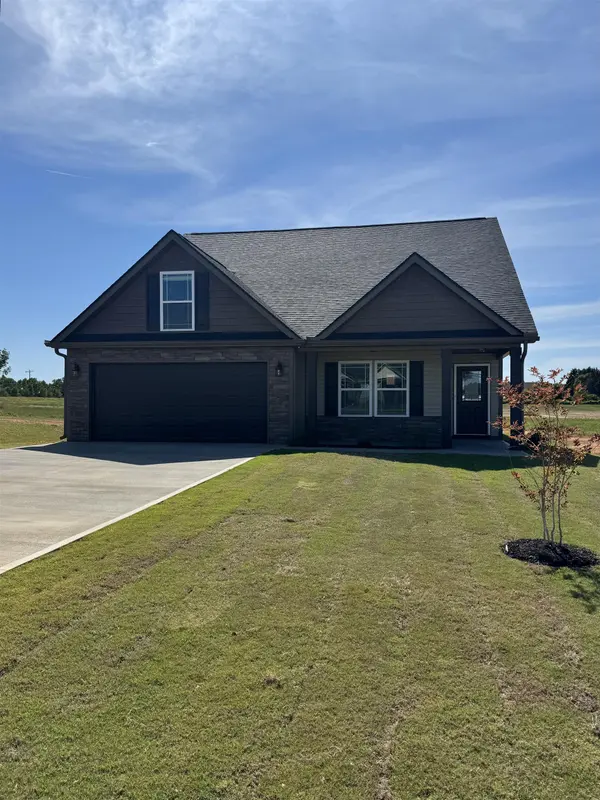 111 Crooked Tree DR, Gaffney, SC 29341