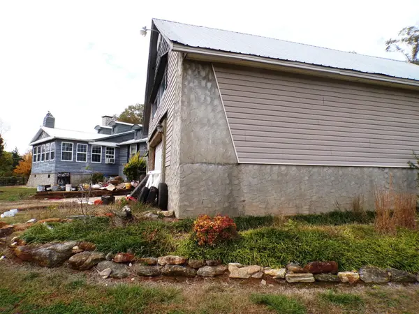 850 Springdale RD, Cowpens, SC 29330