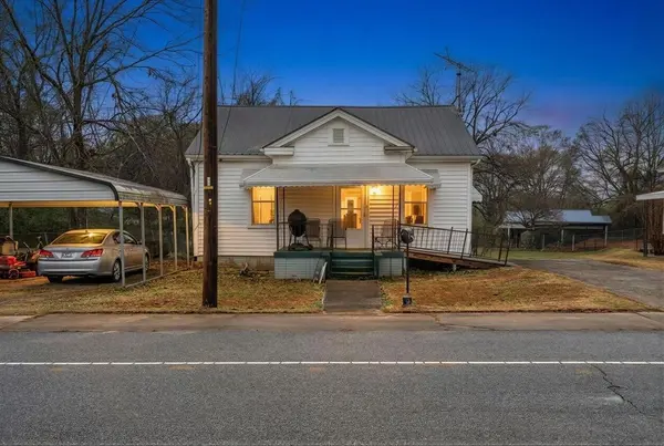550 Leaman AVE, Whitmire, SC 29178