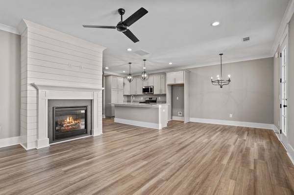 1212 N Pinot RD, Duncan, SC 29334