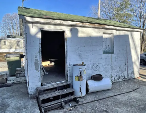 405 E Frederick ST, Gaffney, SC 29340
