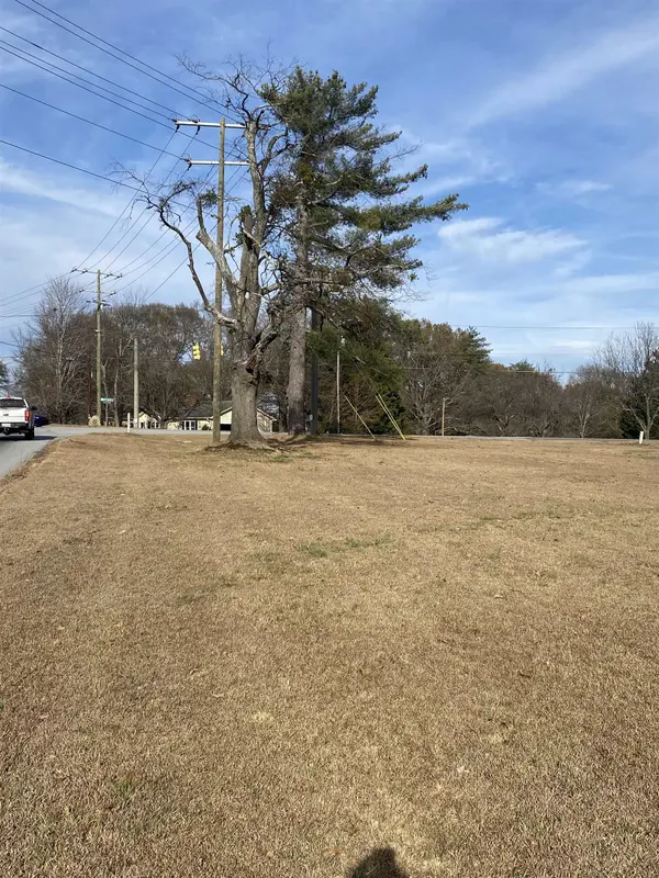 1899 Gap Creek RD, Greer, SC 29651
