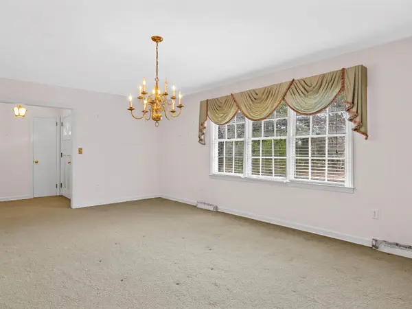 114 York ST, Clinton, SC 29325-2651
