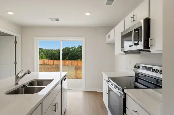 134 Cloverfield LN, Spartanburg, SC 29303