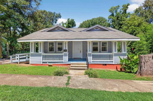 5 Texas ST, Honea Path, SC 29654-1741