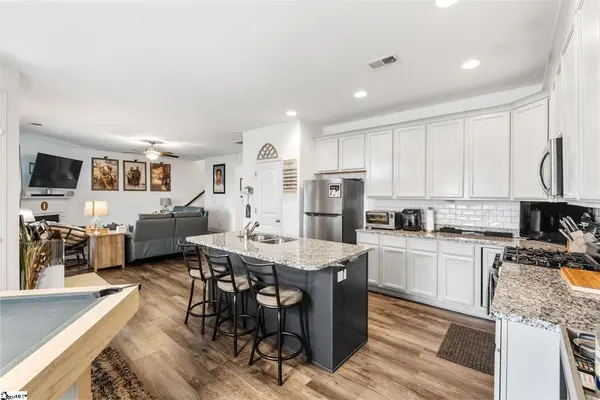 337 Barnhill CT, Greenville, SC 29617