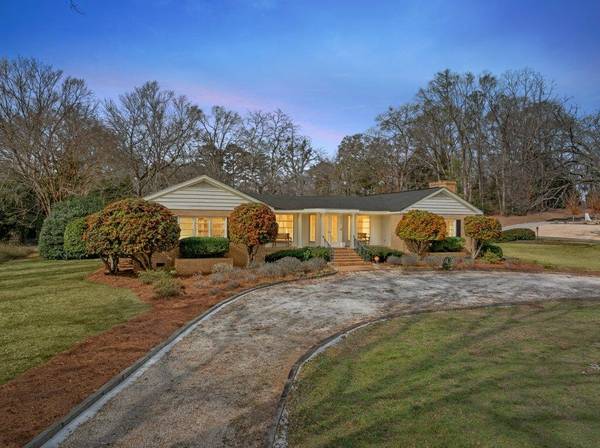 2600 Club Drive, Spartanburg, SC 29302