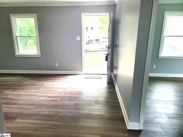 184 Home ST, Spartanburg, SC 29306