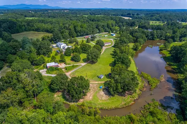 120 Rainey Mill RD, Campobello, SC 29322