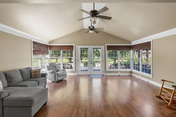 423 Coggins Shore RD, Inman, SC 29349