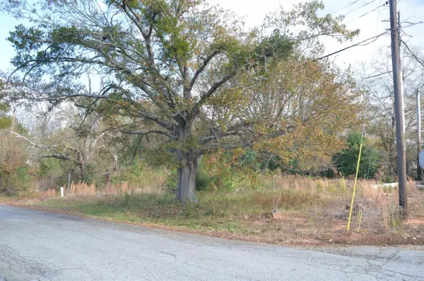 308 Oak DR, Iva, SC 29655