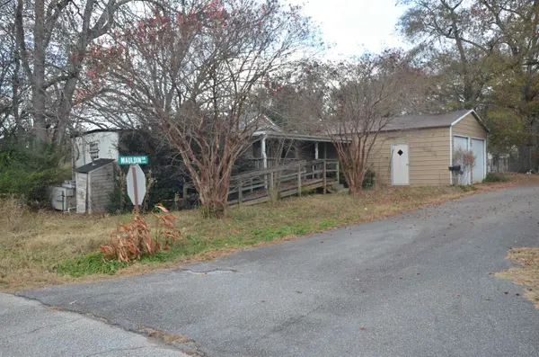 101 Mauldin CIR, Iva, SC 29655