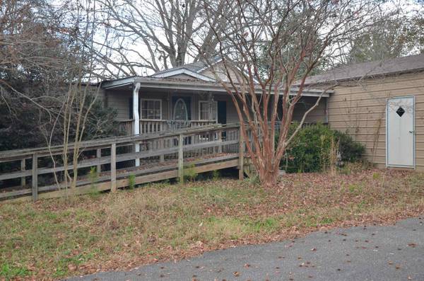 101 Mauldin CIR, Iva, SC 29655