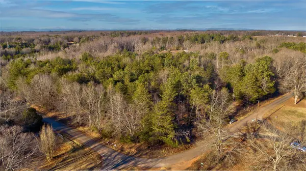 2307 11 HWY, Chesnee, SC 29323
