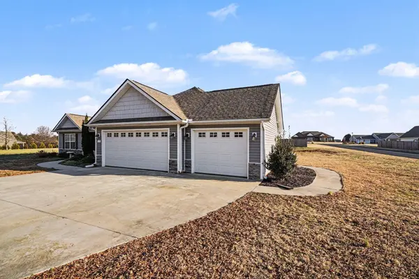 125 Apple Grove DR, Inman, SC 29349