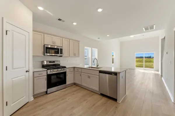 2332 Mill LOOP, Spartanburg, SC 29301