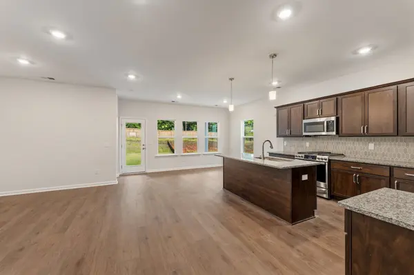 7047 New Horizons LN, Boiling Springs, SC 29316
