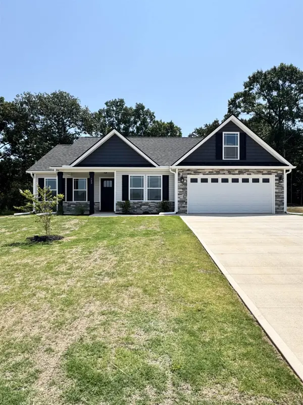 140 E Twisted Tree DR, Gaffney, SC 29341