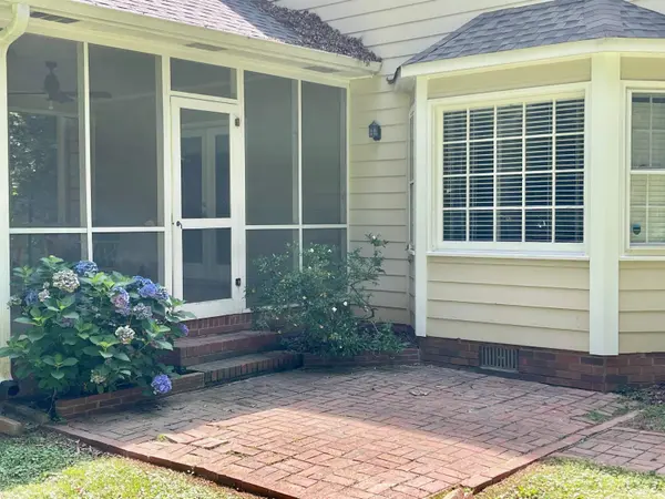 810 Somerset PL, Spartanburg, SC 29301