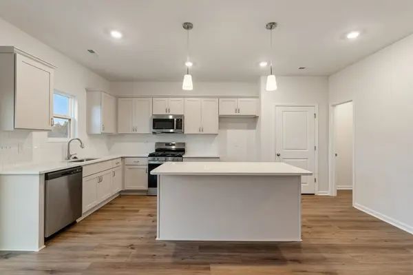 2300 Mill LOOP, Spartanburg, SC 29301