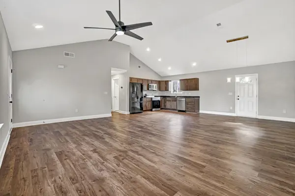 7 W 2nd ST, Williamston, SC 29697