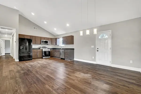 7 W 2nd ST, Williamston, SC 29697