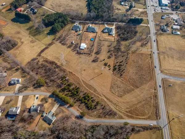 2448 Locust Hill RD, Taylors, SC 29687