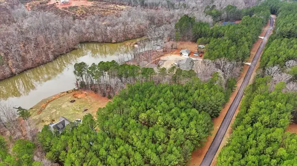 7 Southview DR, Iva, SC 29655