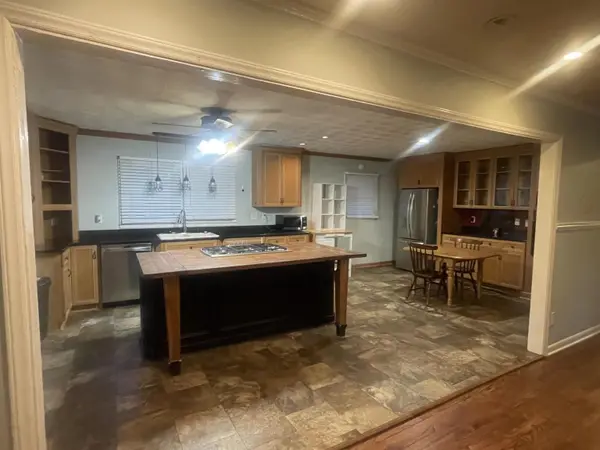 2471 Sugar Ridge RD, Boiling Springs, SC 29316