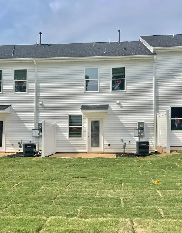 2038 Hillman WAY, Roebuck, SC 29376
