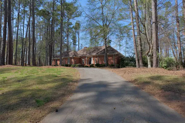 106 Carolina Club DR, Spartanburg, SC 29306