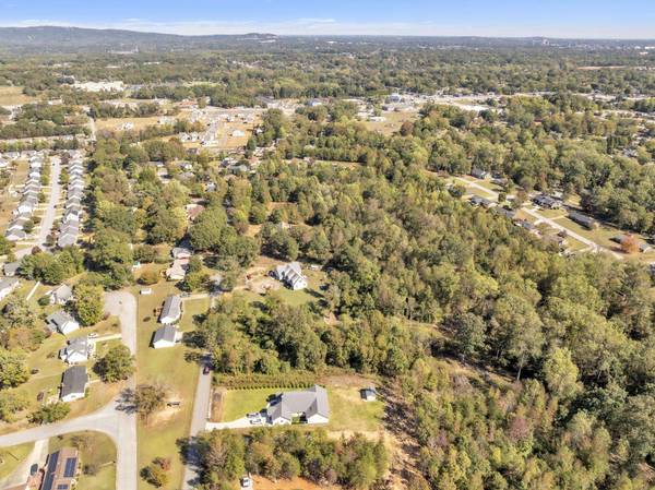 1025 Saluda Lake RD, Greenville, SC 29617