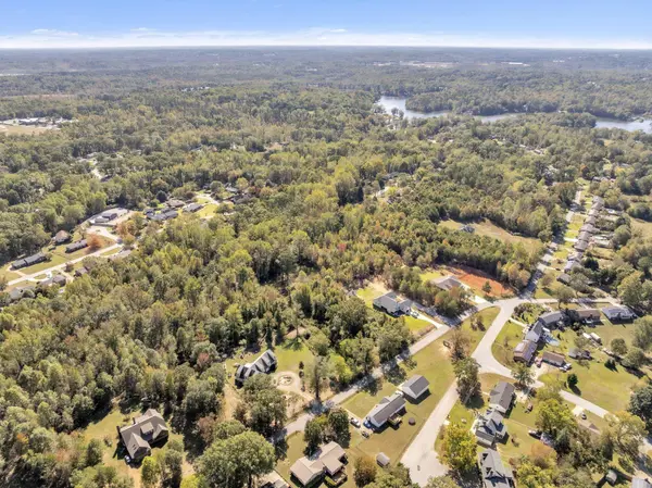 1025 Saluda Lake RD, Greenville, SC 29617