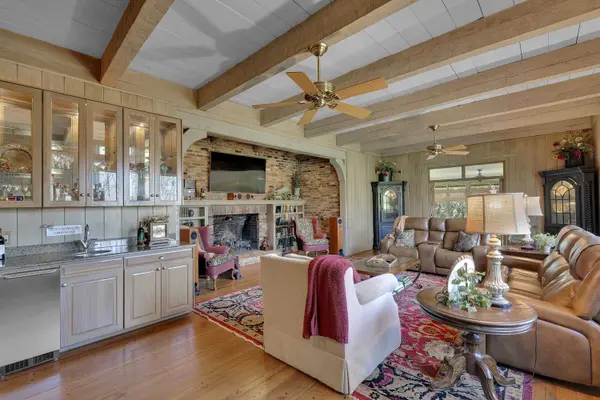 121 Montgomery DR, Spartanburg, SC 29302